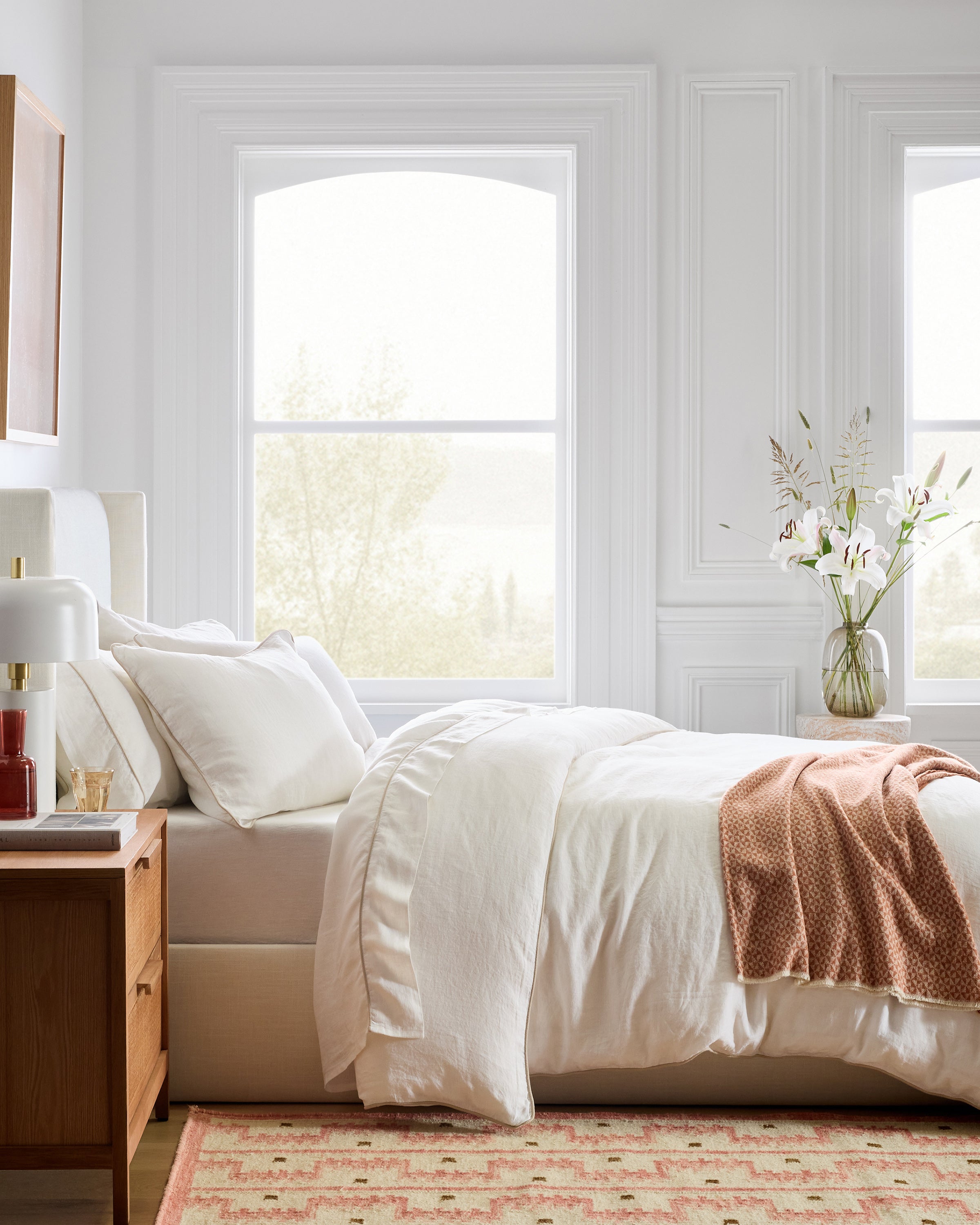 European Linen Piped Deluxe Bedding Bundle