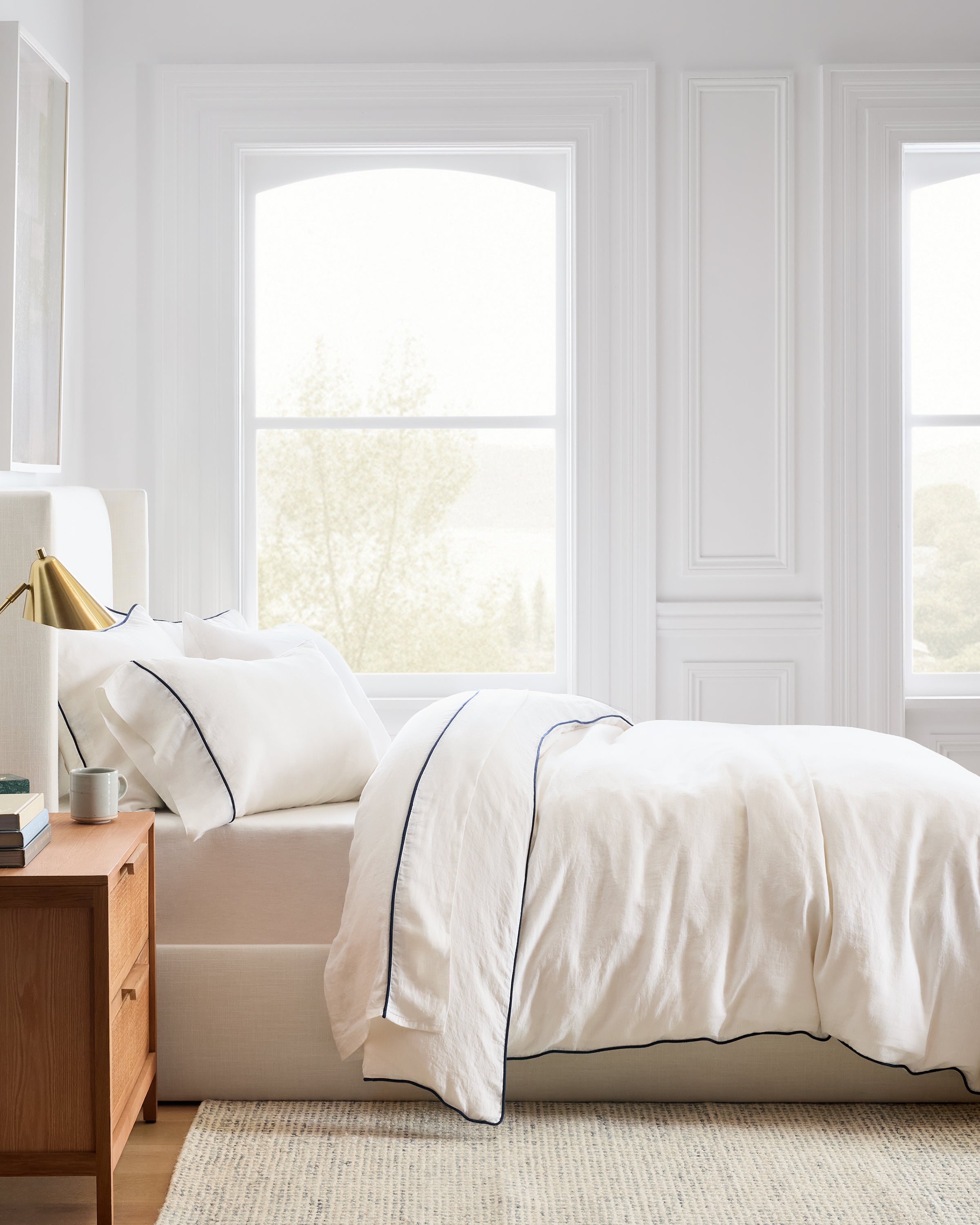 European Linen Piped Deluxe Bedding Bundle