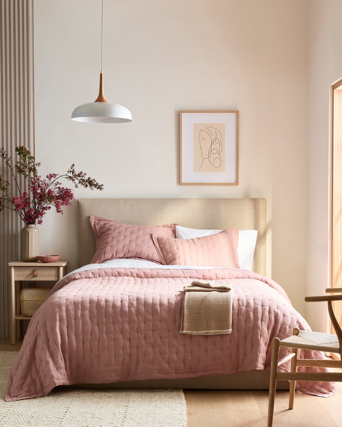 European Linen Dream Quilt Set