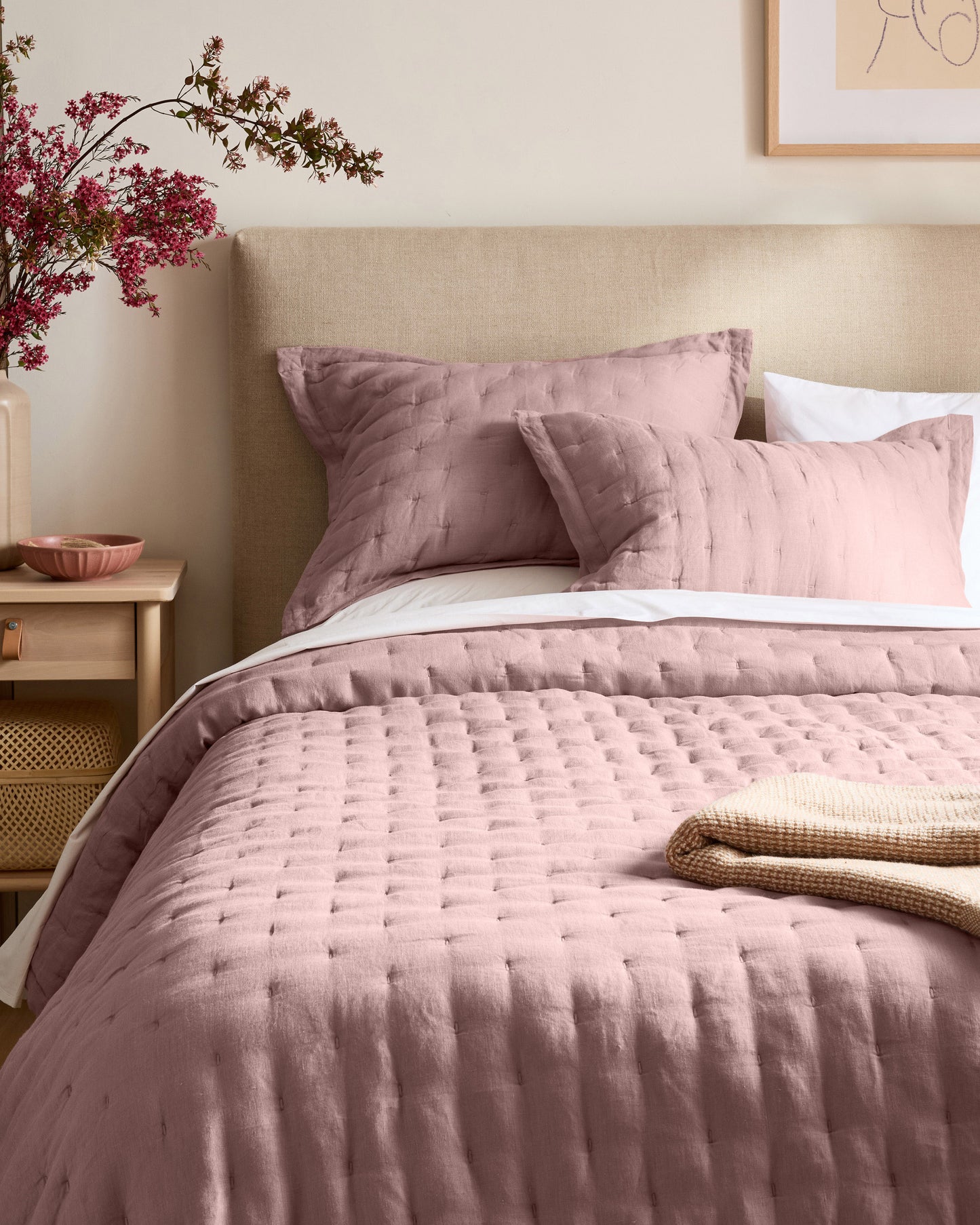 European Linen Dream Quilt Set